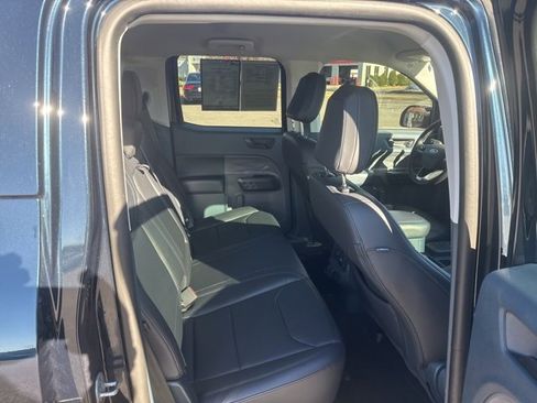 Used 2023 Ford Maverick Lariat w/ Lariat Luxury Package image 18