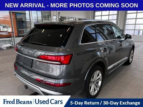 Used 2025 Audi Q7 2.0T Premium w/ Convenience Package image 4