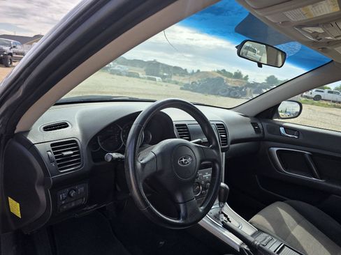 Used 2007 Subaru Outback 2.5i AWD/4WD image 8