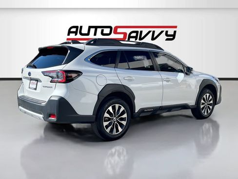 Used 2024 Subaru Outback Limited AWD/4WD image 7