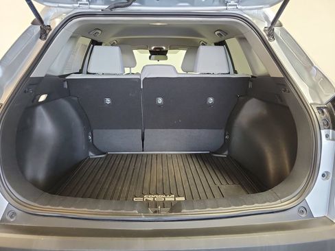 Used 2024 Toyota Corolla Cross L FWD image 24