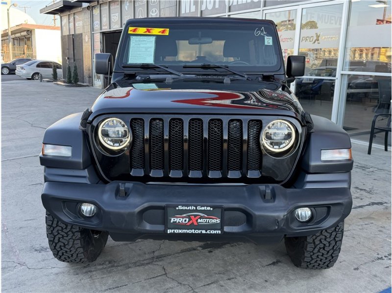 Used 2020 Jeep Wrangler Unlimited Sport AWD/4WD image 2