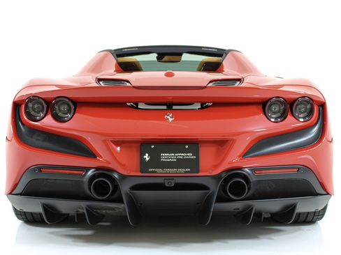 Certified 2022 Ferrari F8 Tributo RWD image 31