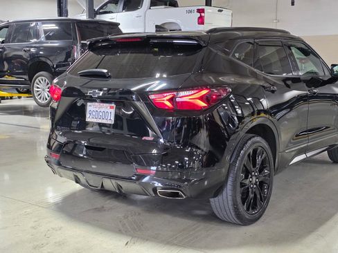 Used 2022 Chevrolet Blazer RS w/ Enhanced Convenience Package FWD image 11