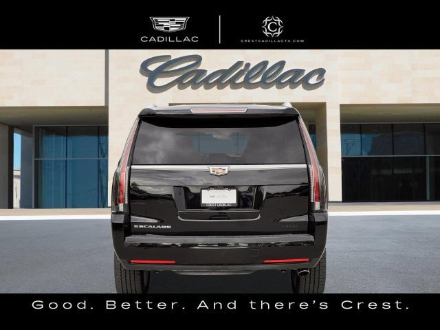 Used 2018 Cadillac Escalade Premium Luxury AWD/4WD image 4