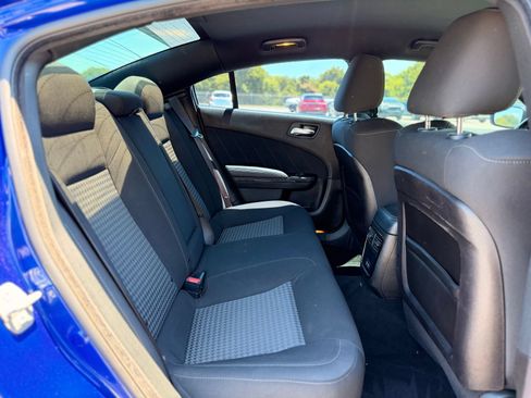 Used 2022 Dodge Charger R/T w/ Blacktop Package RWD image 22