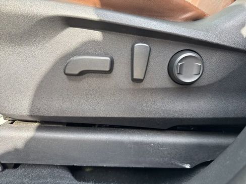 Used 2020 Subaru Ascent Touring w/ Popular Package #2 image 17