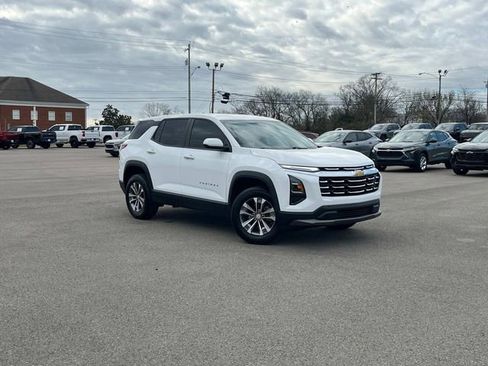 Certified 2026 Chevrolet Equinox LT image 2