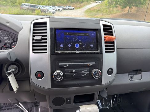Used 2019 Nissan Frontier SV RWD image 27