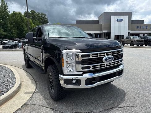 New 2026 Ford F250 XLT w/ Tremor Off-Road Package AWD/4WD image 3
