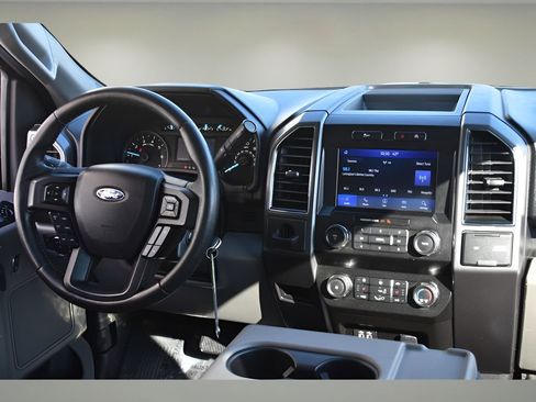 Used 2020 Ford F150 XLT w/ Equipment Group 302A Luxury image 16