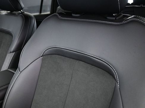 New 2025 Jeep Grand Cherokee L Altitude image 20