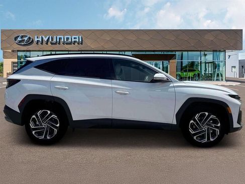 New 2026 Hyundai Tucson Limited AWD/4WD image 9