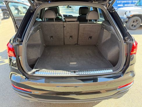 Used 2025 Audi Q3 2.0T Premium image 28