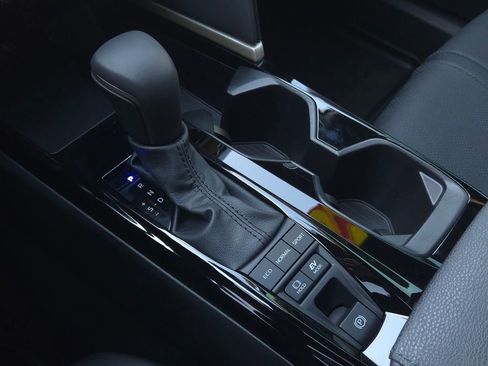 Used 2026 Toyota Camry XSE image 18