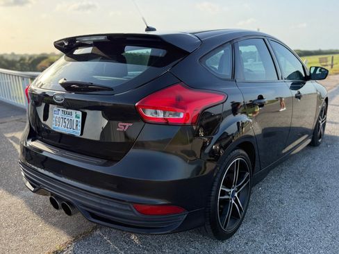 Used 2016 Ford Focus ST FWD image 5