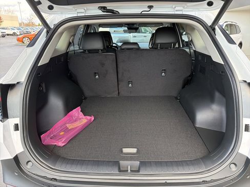 New 2026 Kia Sportage EX image 18