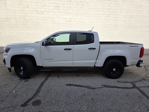 Used 2021 Chevrolet Colorado W/T image 2