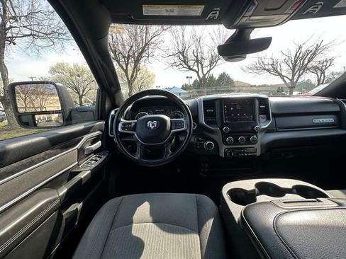 Used 2024 RAM 2500 Big Horn image 17