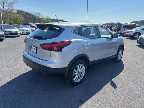 Used 2019 Nissan Rogue Sport S w/ Appearance Package image 8