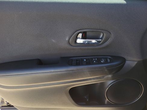 Used 2022 Honda HR-V Sport image 22