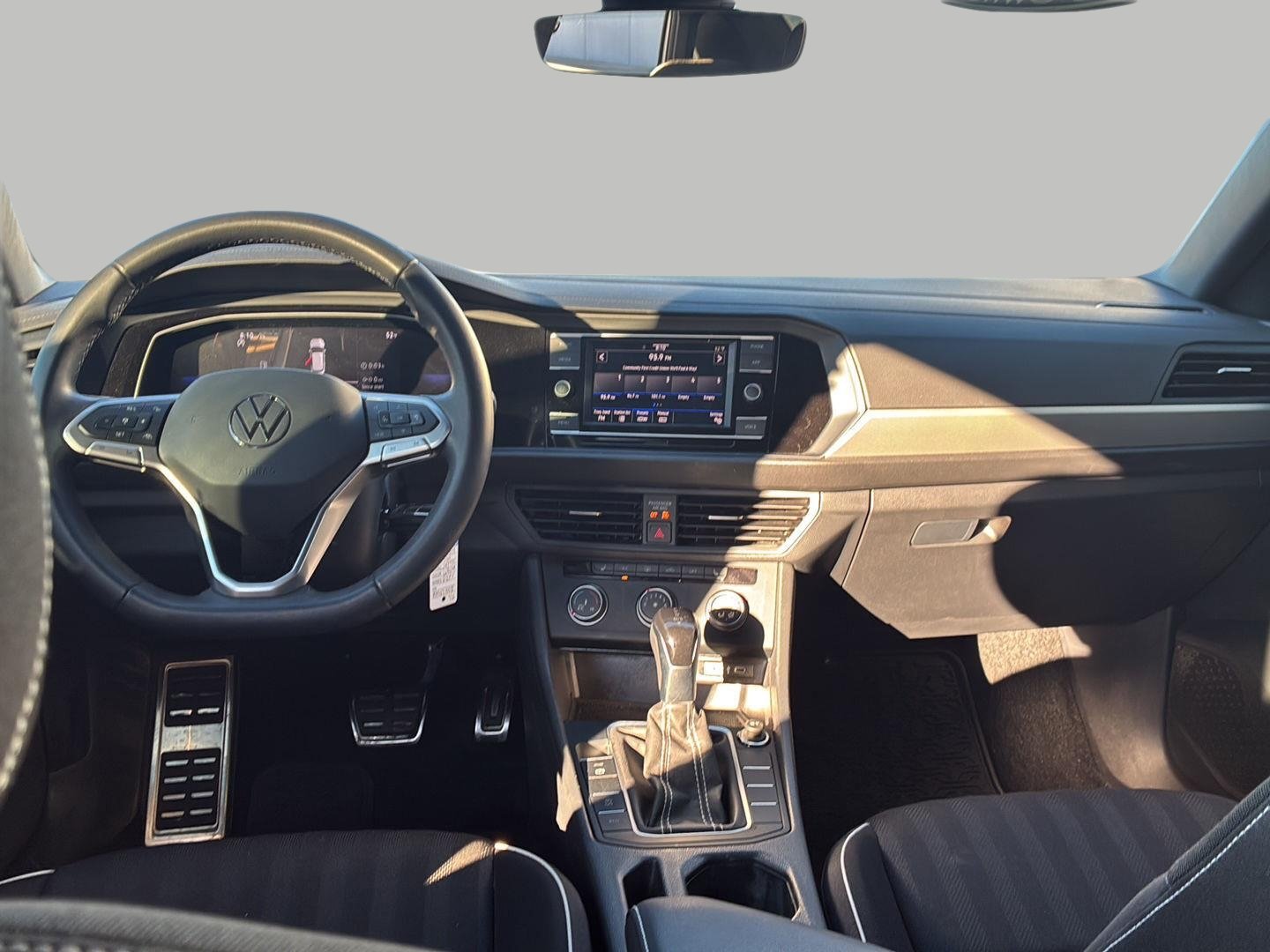 Used 2024 Volkswagen Jetta Sport FWD image 22