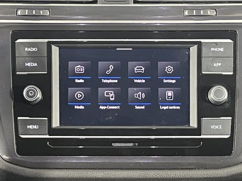 Certified 2023 Volkswagen Tiguan S image 15