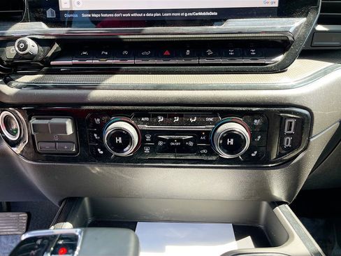 Used 2024 Chevrolet Silverado 1500 ZR2 w/ Technology Package image 21