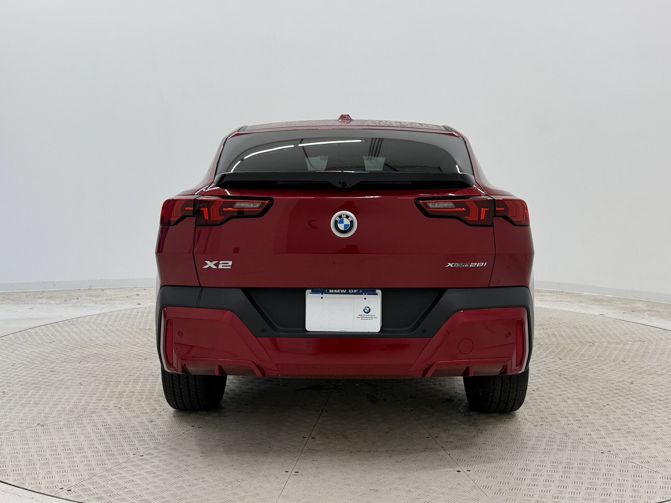 Used 2025 BMW X2 xDrive28i w/ Technology Package AWD/4WD image 12