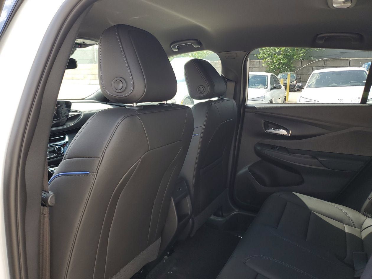 New 2026 Buick Envista Sport Touring w/ Convenience I Package FWD image 9