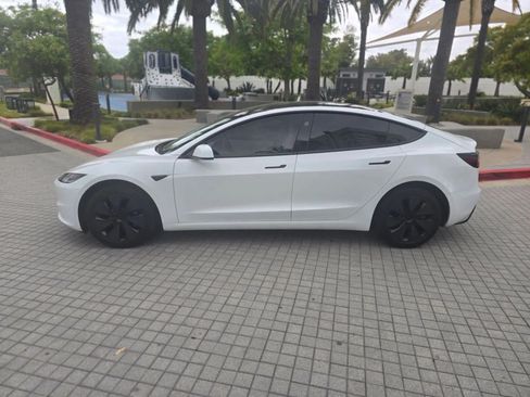 Used 2025 Tesla Model 3 Long Range RWD image 13