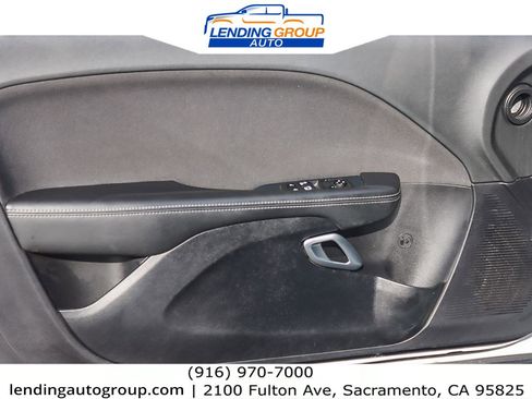 Used 2019 Dodge Challenger SXT image 19