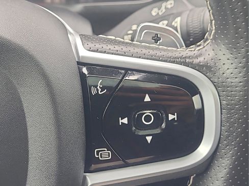 Used 2019 Volvo XC90 T6 R-Design w/ Advanced Package image 22