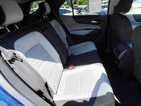 Used 2022 Chevrolet Equinox LS w/ LS Convenience Package FWD image 13