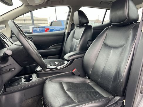 Used 2016 Nissan Leaf SL w/ Premium Package image 13