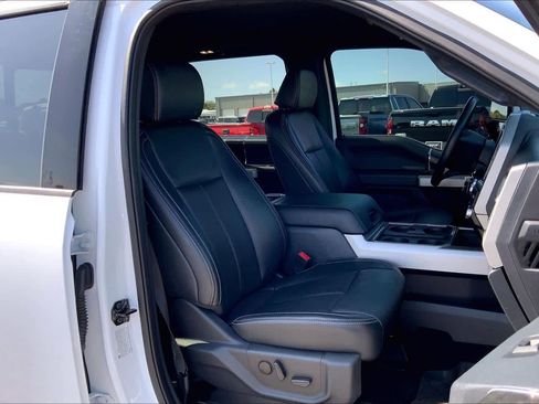 Certified 2022 Ford F250 Lariat w/ Lariat Value Package image 9