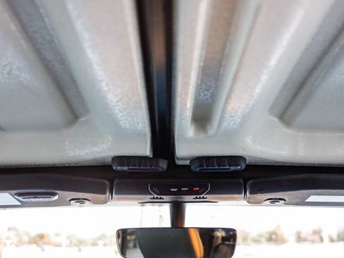 Certified 2023 Jeep Gladiator Overland w/ Popular Equipment Package image 17