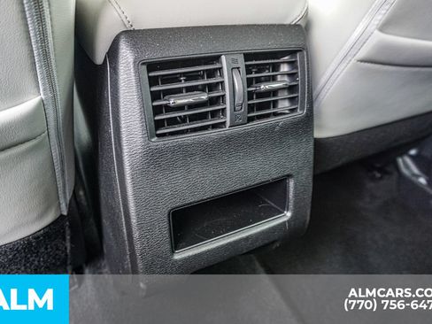 Used 2025 Mitsubishi Outlander SE FWD image 61