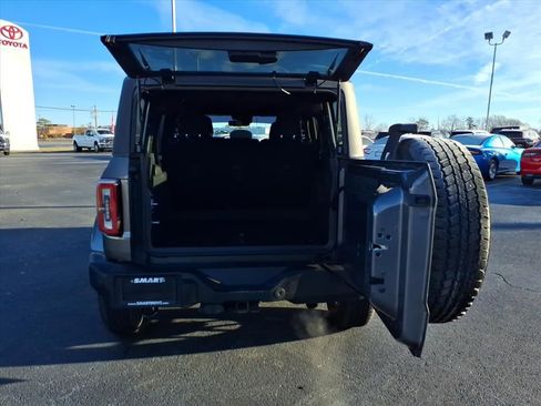 Used 2023 Ford Bronco Outer Banks image 5