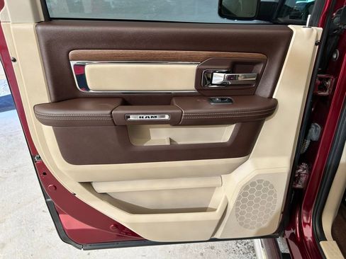 Used 2017 RAM 1500 Laramie w/ Convenience Group image 24