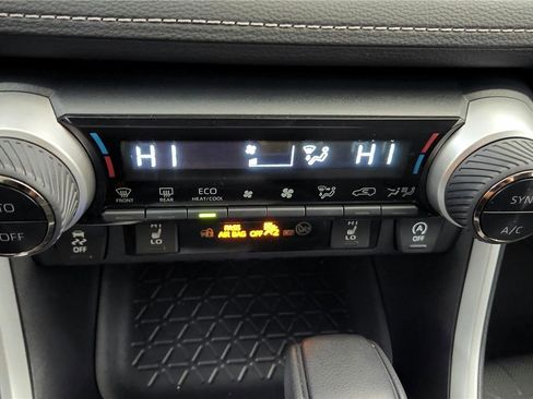 Used 2023 Toyota RAV4 XLE image 43