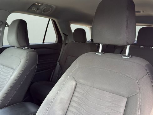 Used 2021 Ford Explorer XLT RWD image 9
