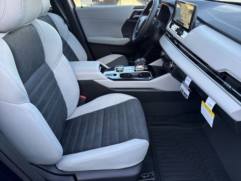 New 2026 Mitsubishi Outlander SE image 24