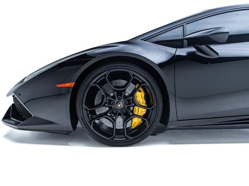 Used 2016 Lamborghini Huracan LP 610-4 AWD/4WD image 37