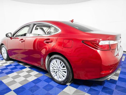 Used 2013 Lexus ES 350 350 w/ Luxury Pkg image 6