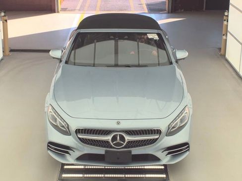 Used 2019 Mercedes-Benz S 560 Cabriolet w/ AMG Line Exterior image 4