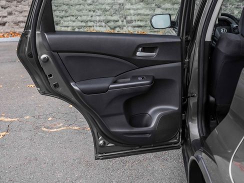 Used 2014 Honda CR-V LX image 19