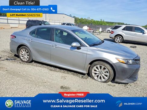Used 2019 Toyota Camry LE FWD image 5