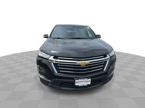 Certified 2023 Chevrolet Traverse LT FWD image 3