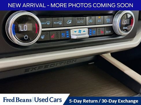 Used 2023 Ford Expedition Max Limited AWD/4WD image 23